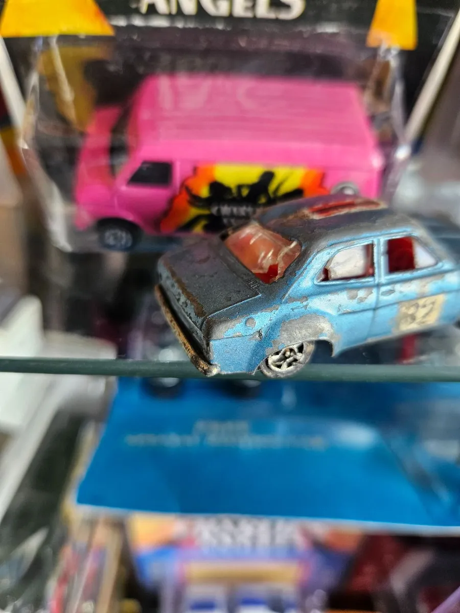 Corgi Whizzwheels Ford Escort MKI Rally - Image 3