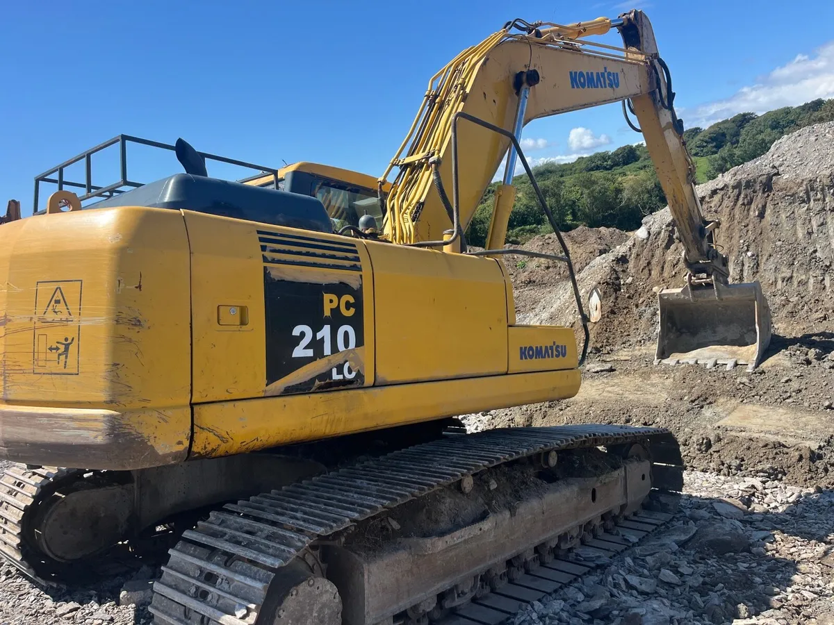 210-7 komatsu - Image 4