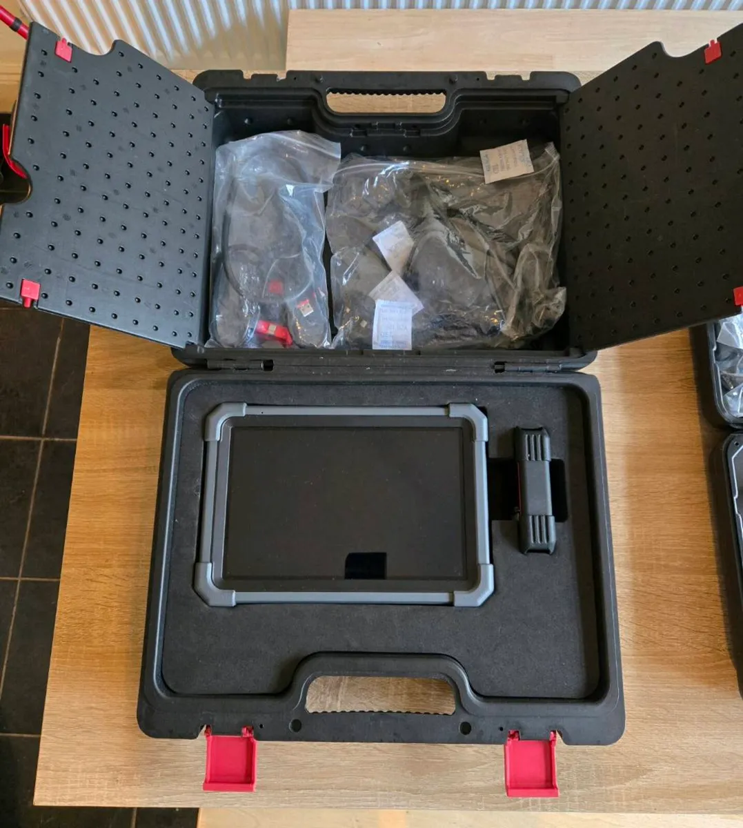 Launch X431 Pro3 Ace. OBD II Diagnostics - Image 1