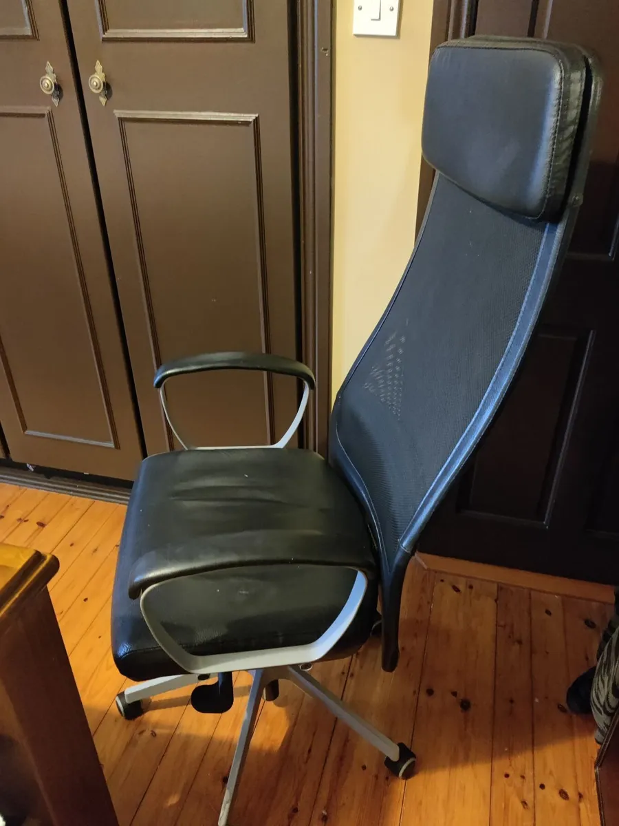 Markus leather desk chair Ikea - Image 2