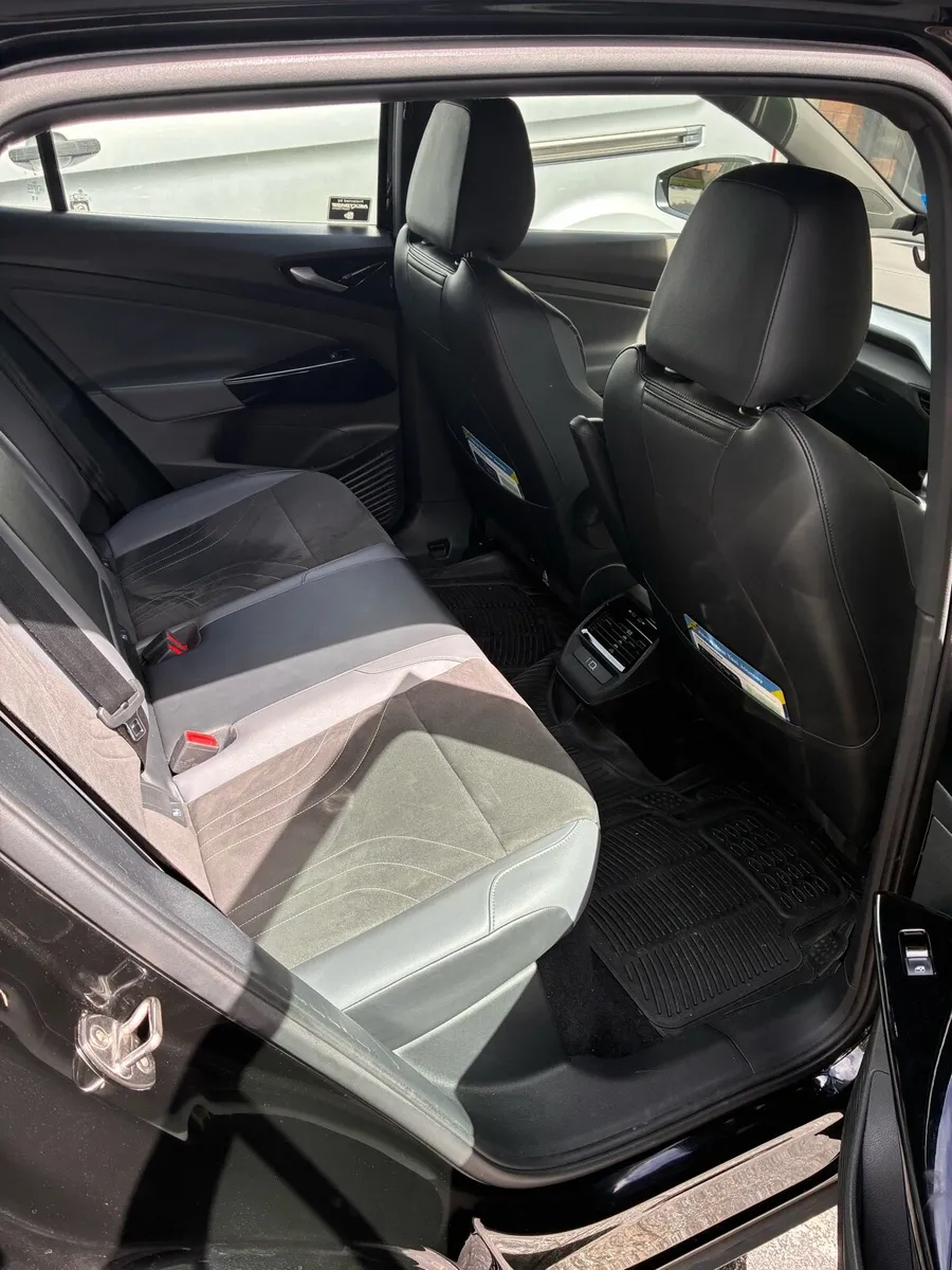 Taxi rental - Image 2