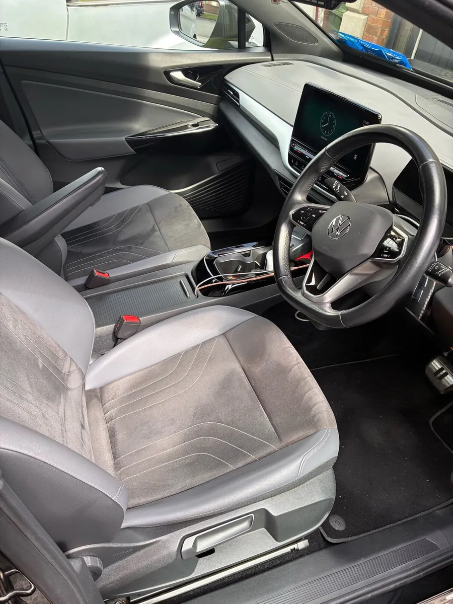 Taxi rental - Image 3
