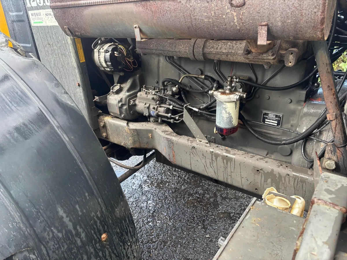 Renault 120.54 - Image 4