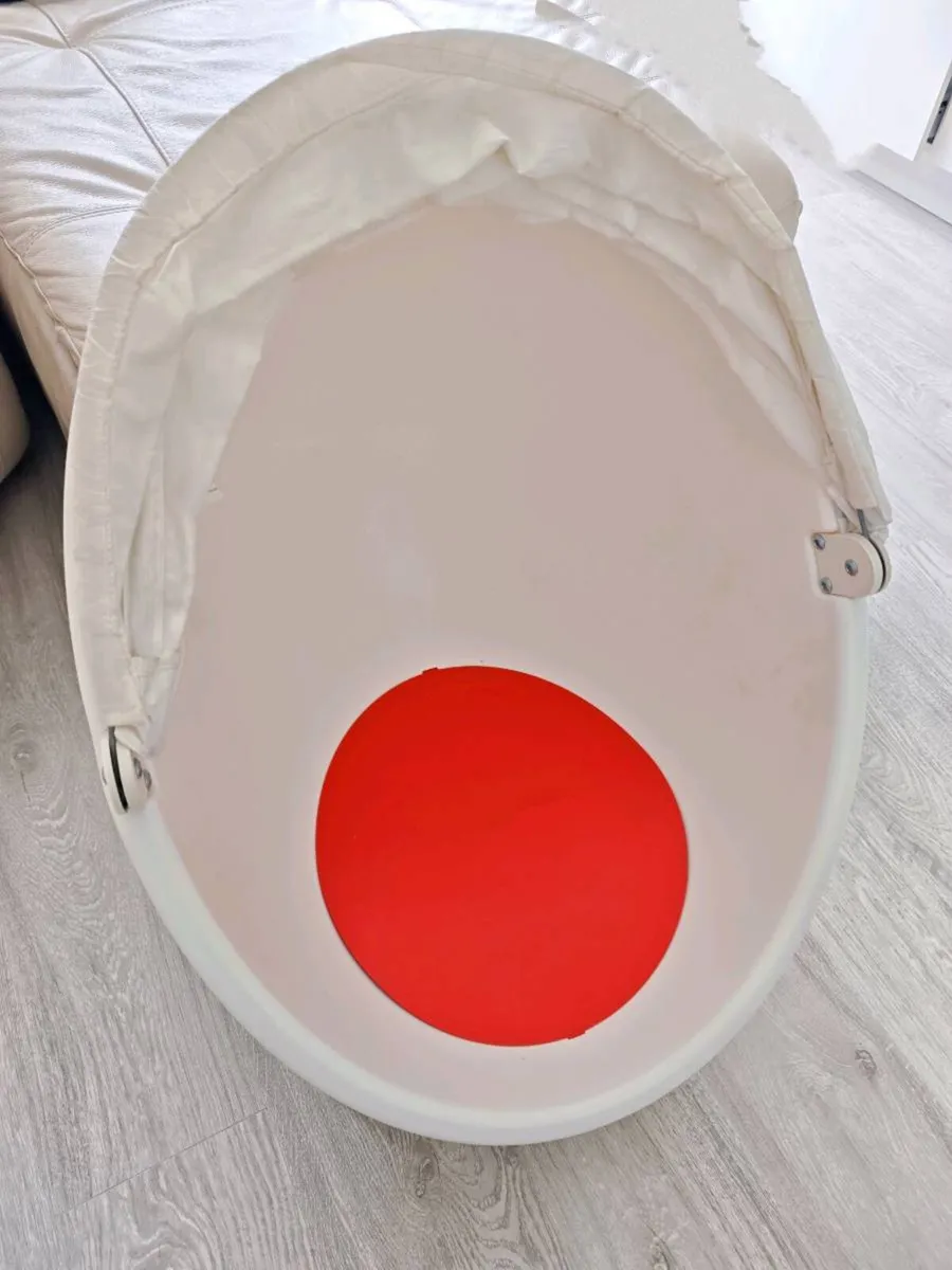 kids swivel egg chair - Image 2