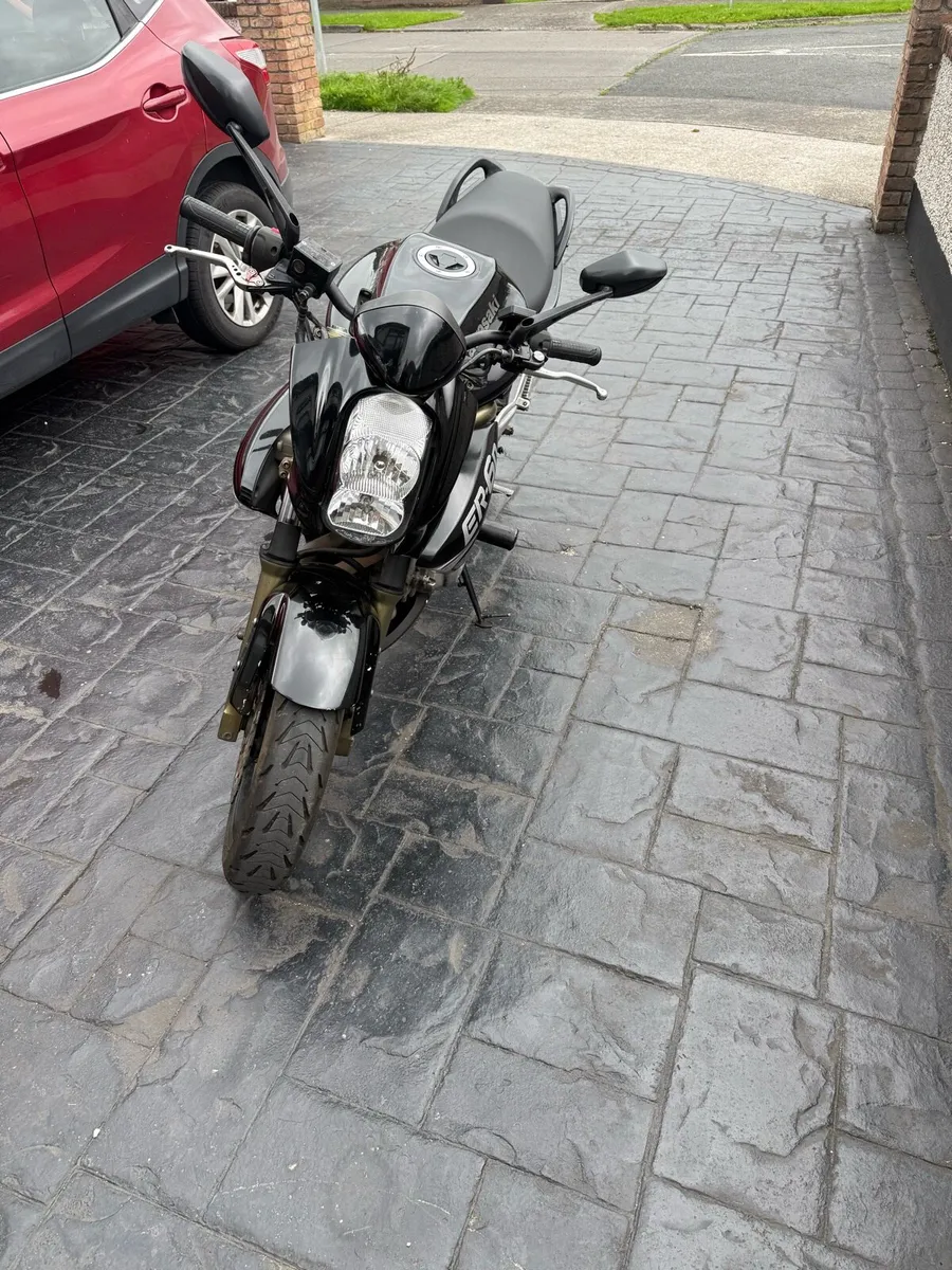 Kawasaki ER6-N 2007 - Image 4