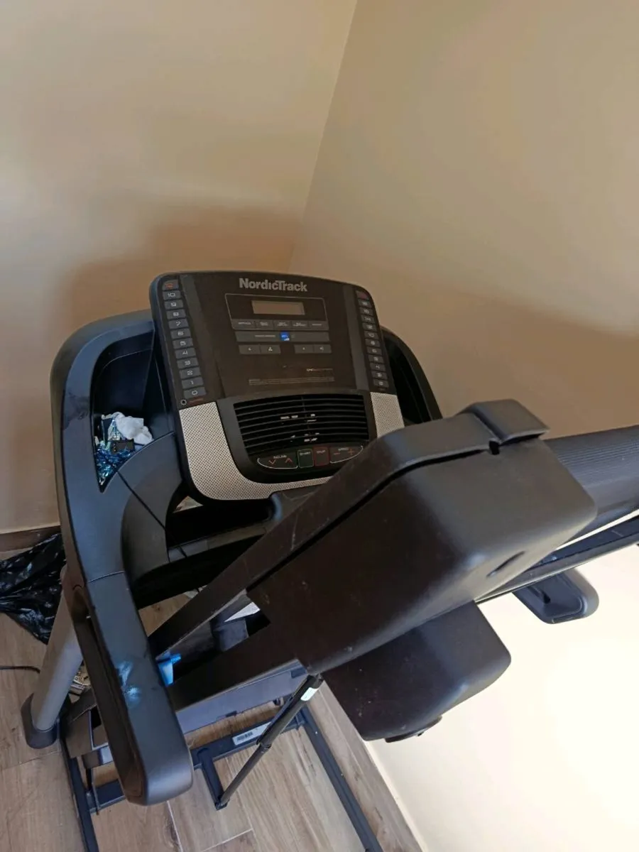 Nortrack i25 treadmill (not working) - Image 1