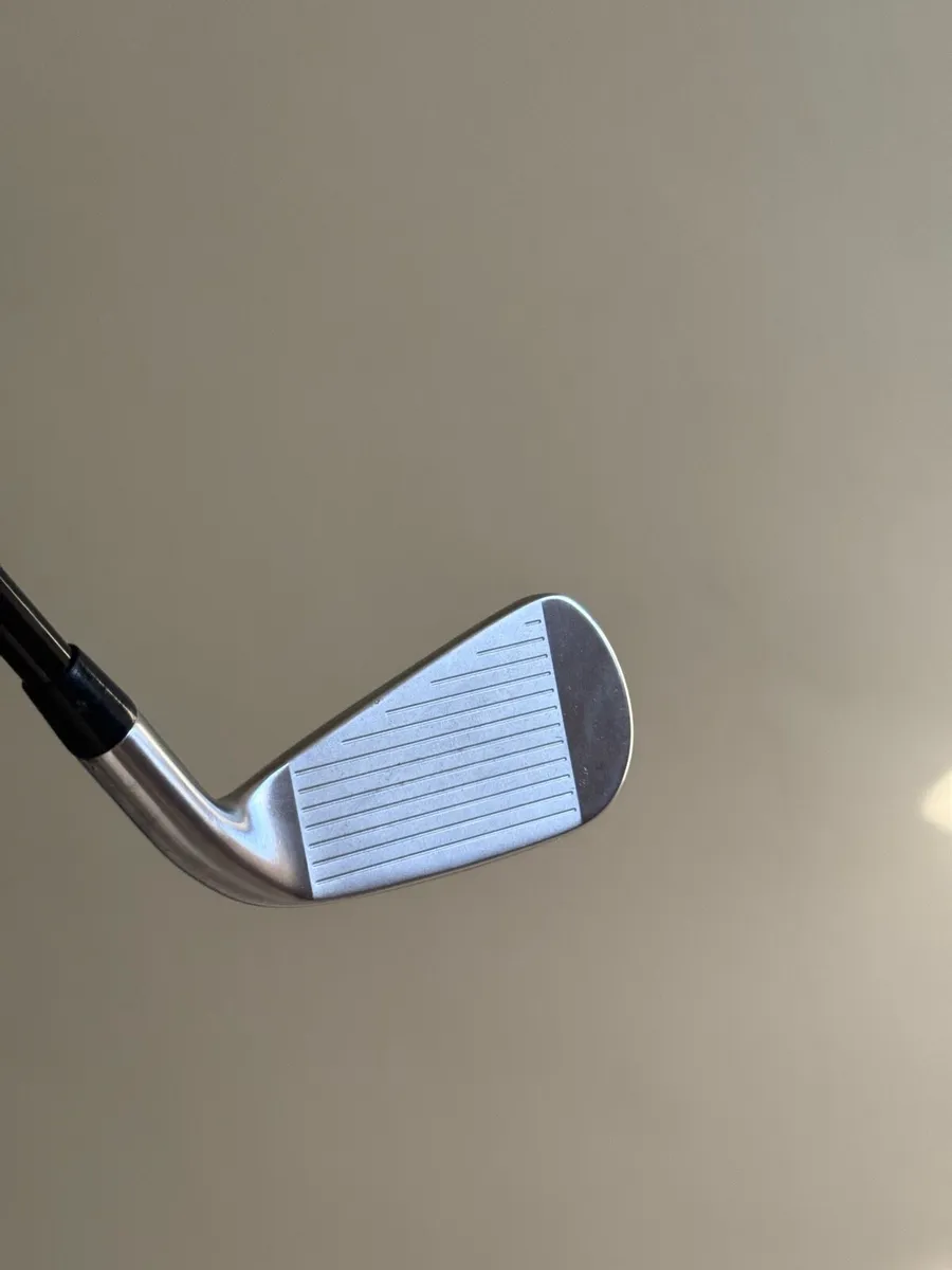 Left hand titleist 3 iron - Image 2