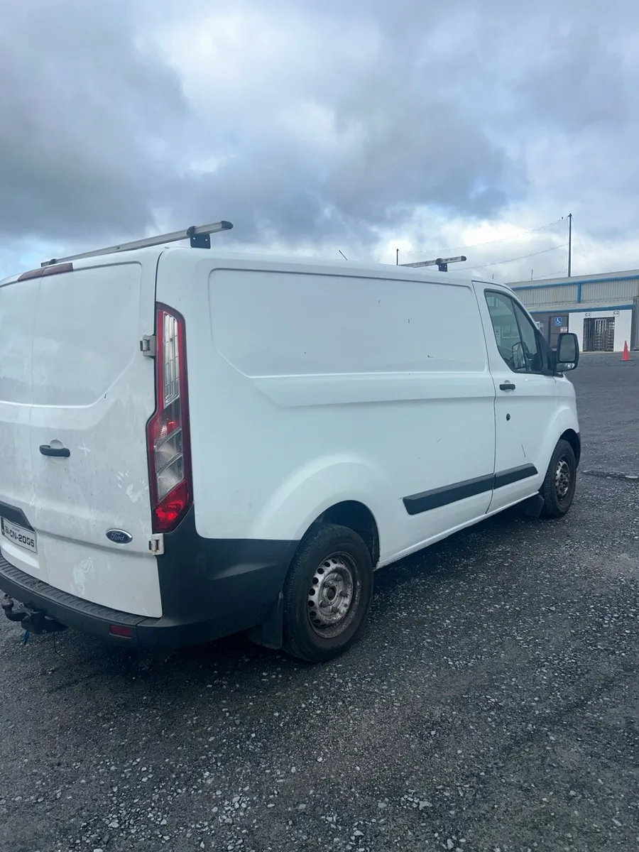 FORD TRANSIT CUSTOM - Image 4