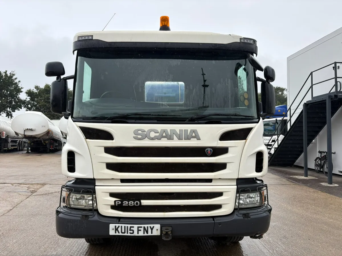 SCANIA P280 6X4 MIXER 6M3 DRUM HYMIX - Image 4