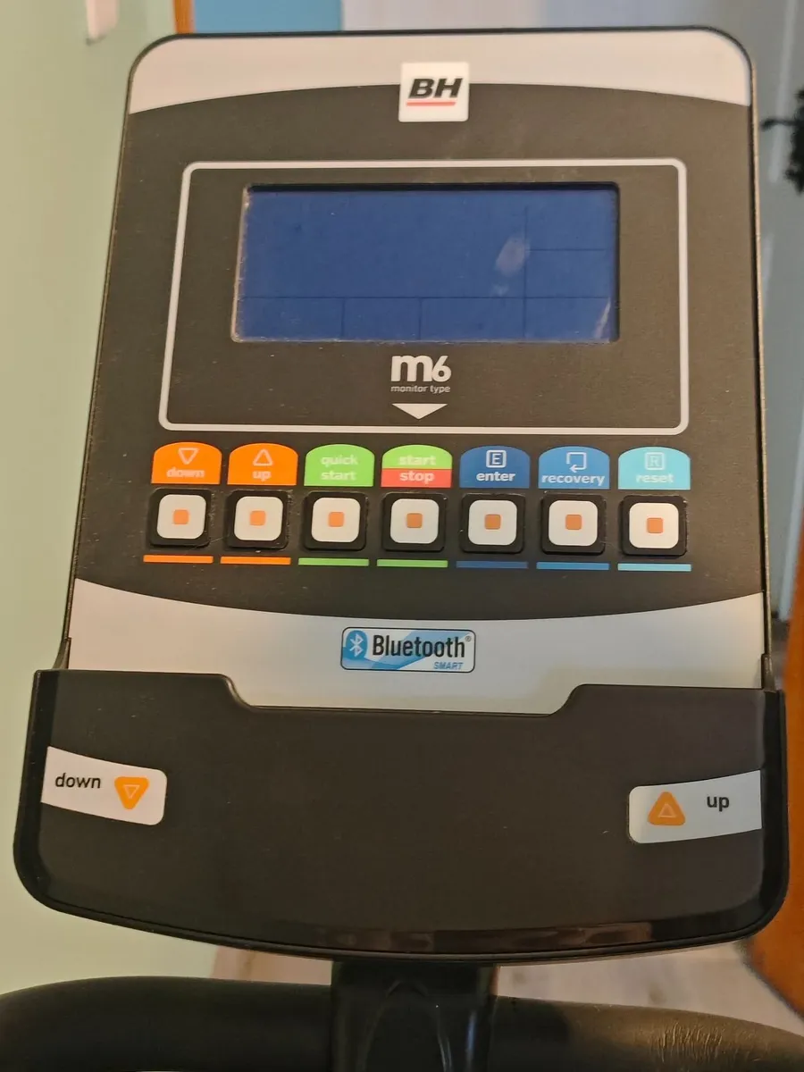 BH Quantum cross trainer - Image 4