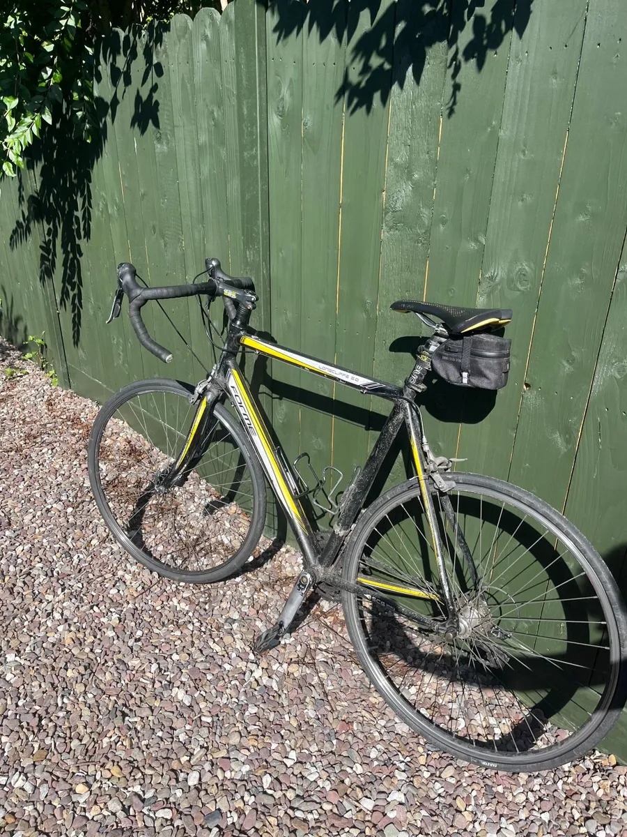 🚴 Road Bike / Racing Bike — €200 - Image 1