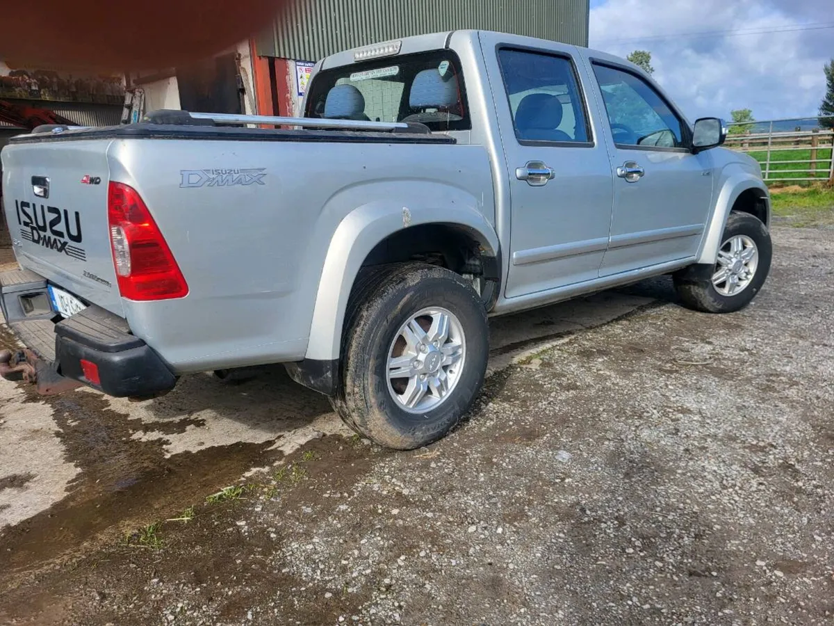 Isuzu dmax - Image 4