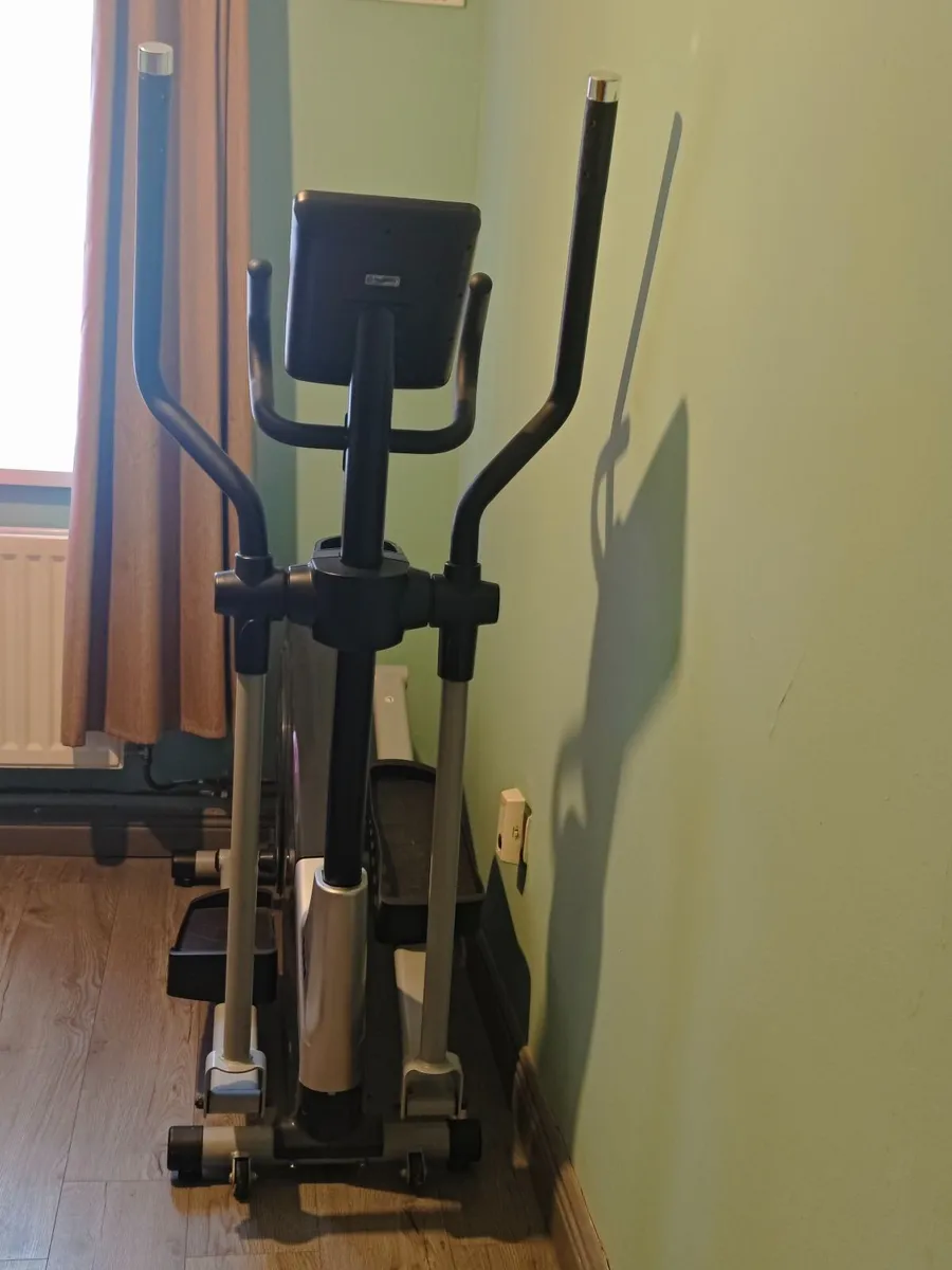 BH Quantum cross trainer - Image 1