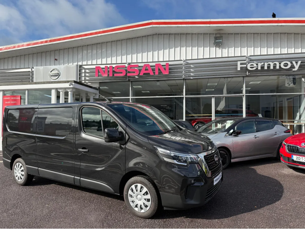 Nissan Primastar SAVE €€€€ Free Towbar & Plylining - Image 4