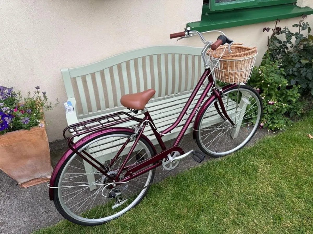 Reid Vintage ladies bike with basket - Image 2