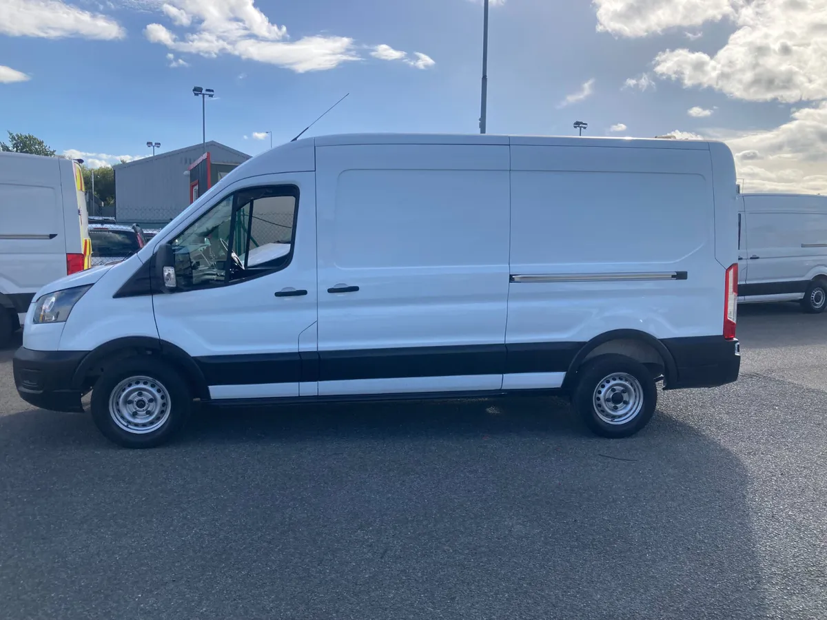 Ford Transit 2022 - Image 4