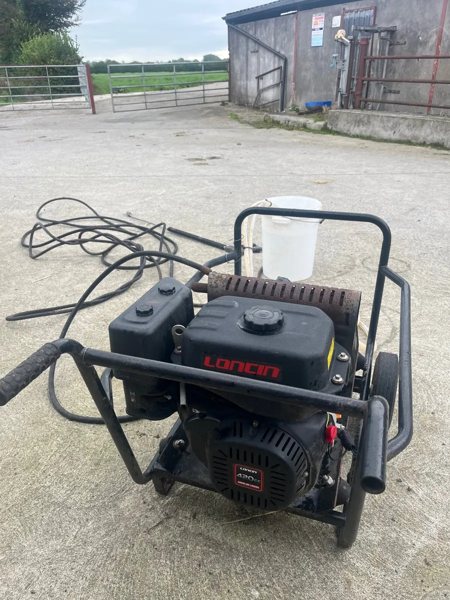 Power washer and generator - Image 1
