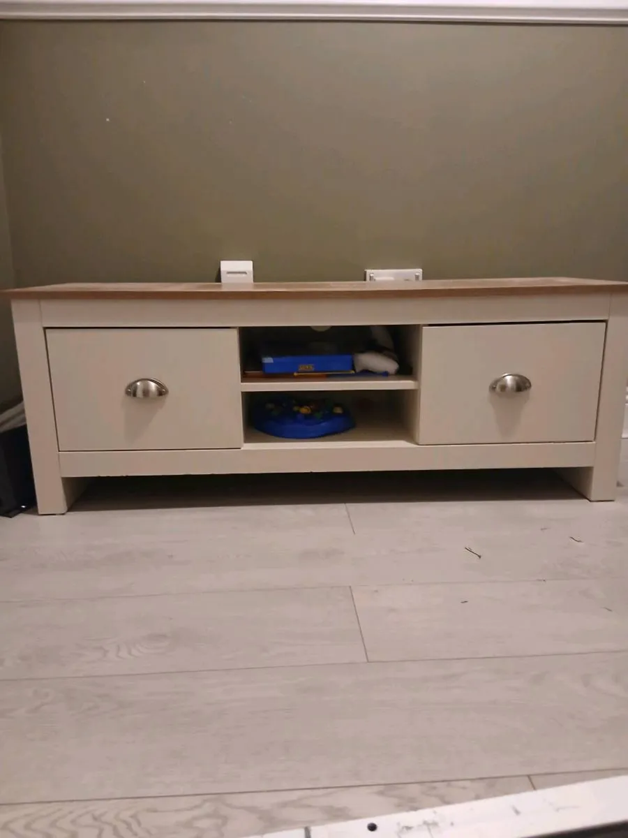 Tv Cabinet - Image 1
