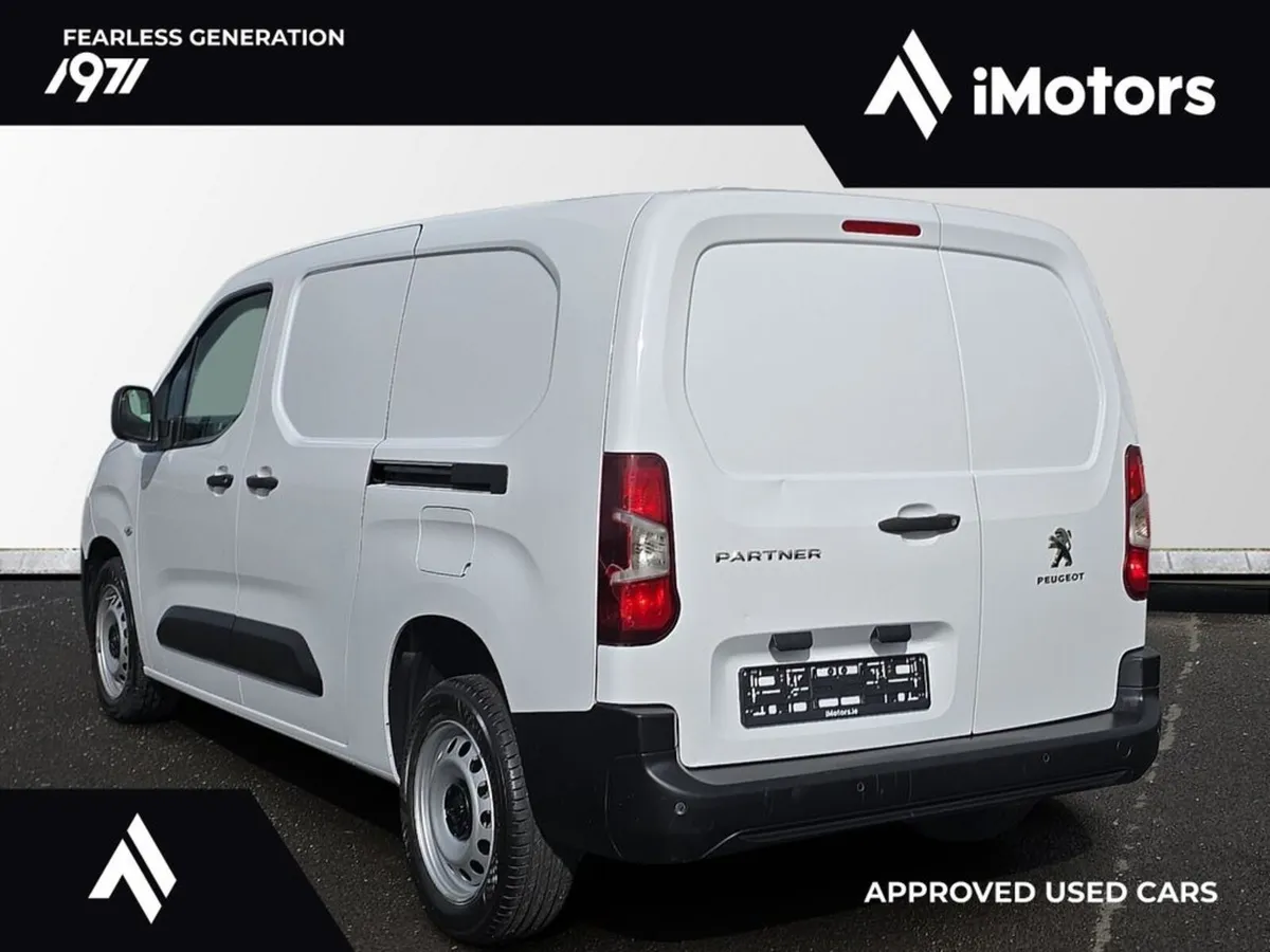 Peugeot Partner BLUEHDI PROFESSIONAL PREMIUM PLUS - Image 2