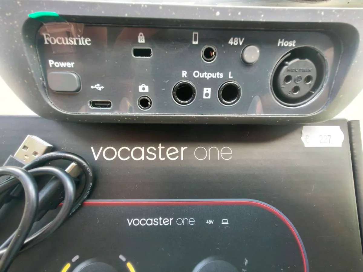 Focusrite Vocaster One Audio Interface – Like New - Image 3