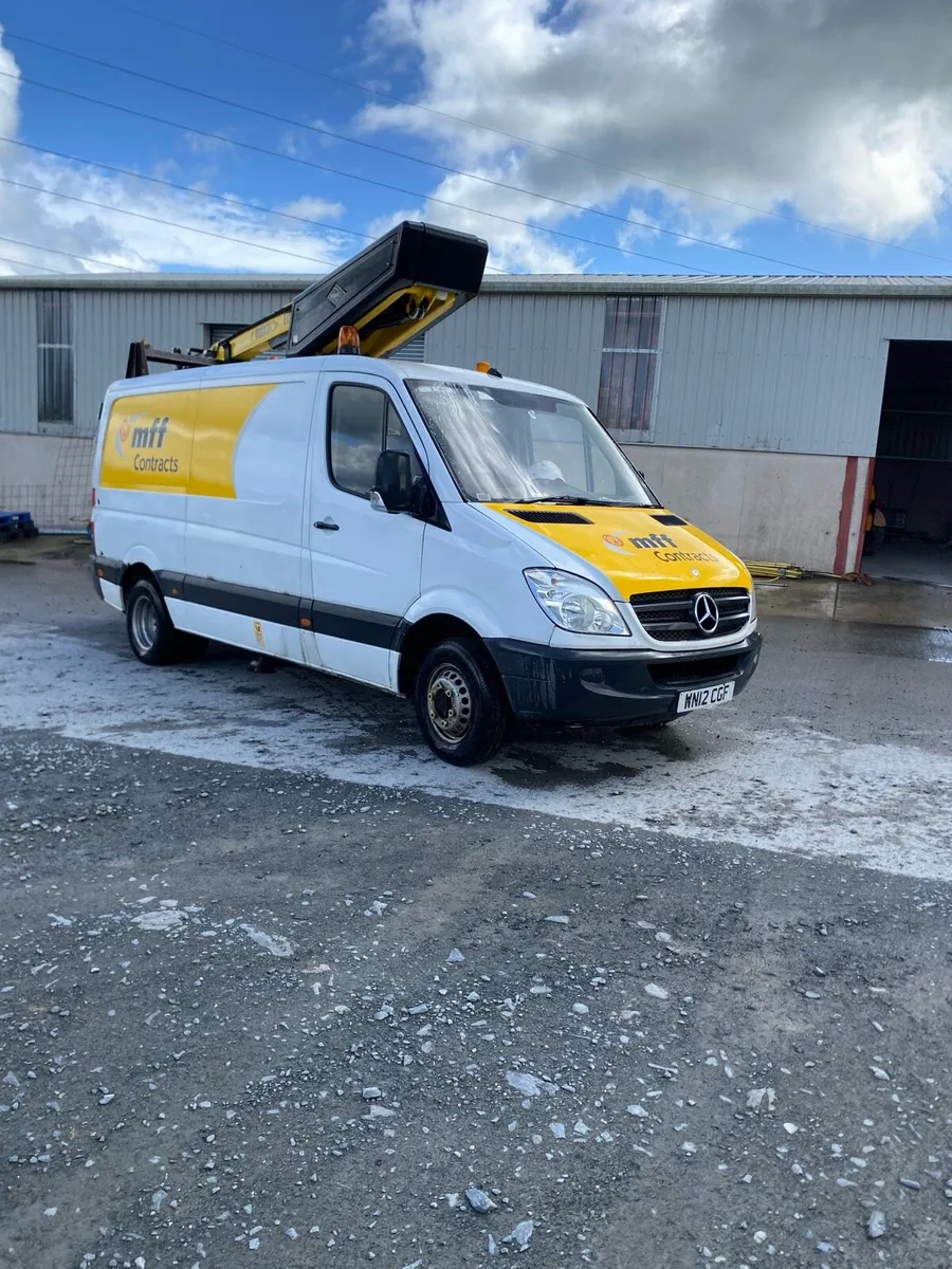 Mercedes sprinter cherry picker - Image 1