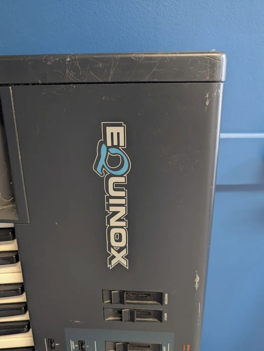 GEM Equinox 61-Key Synth Workstation + Stand - Image 3