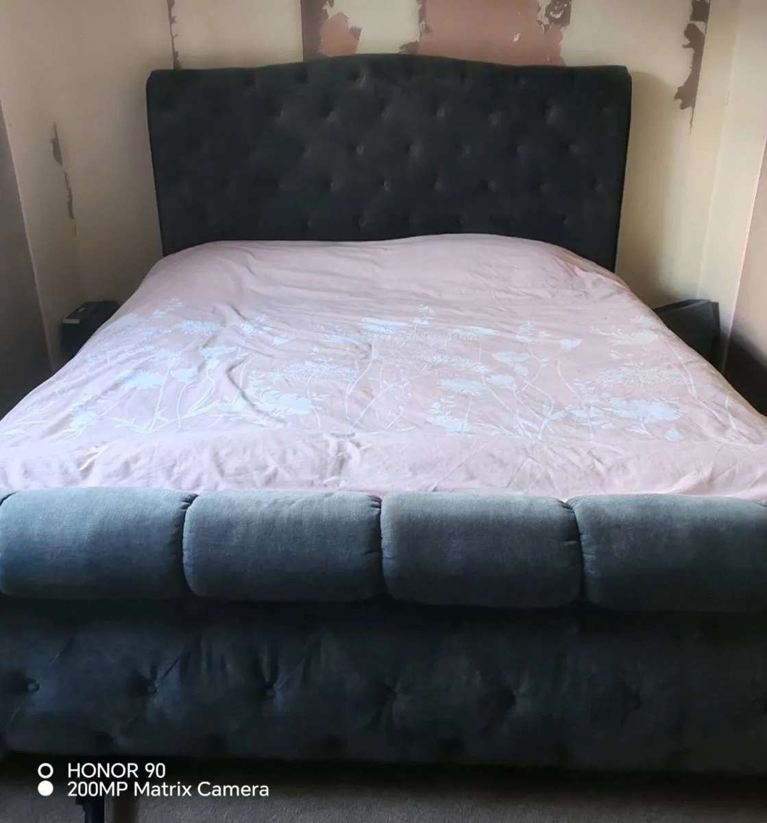 Super King size bed frame - Image 2