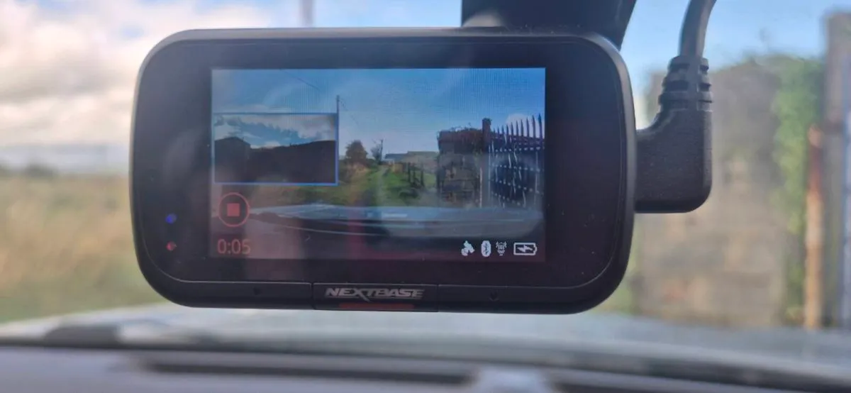 Dash cam - Image 1