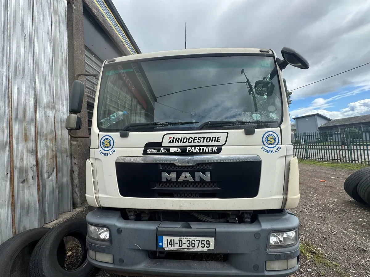 Truck for sale - Image 2