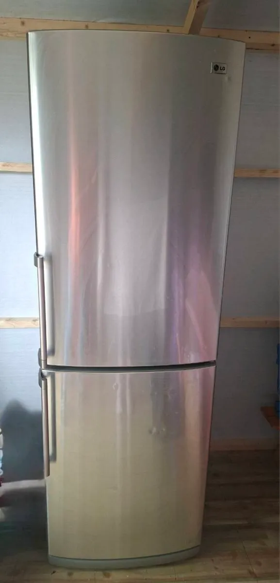 Fridge freezer - Image 1