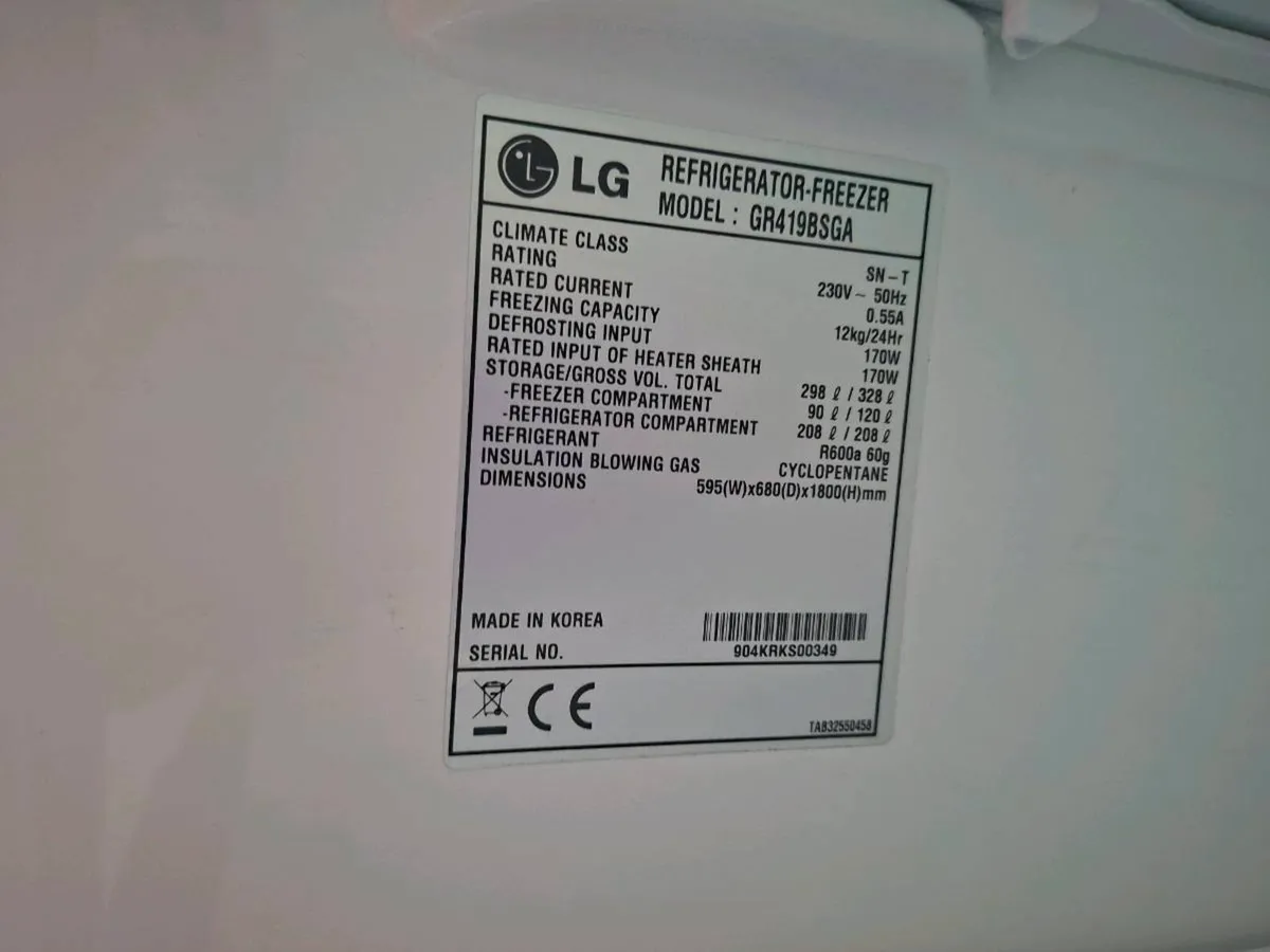 Fridge freezer - Image 2