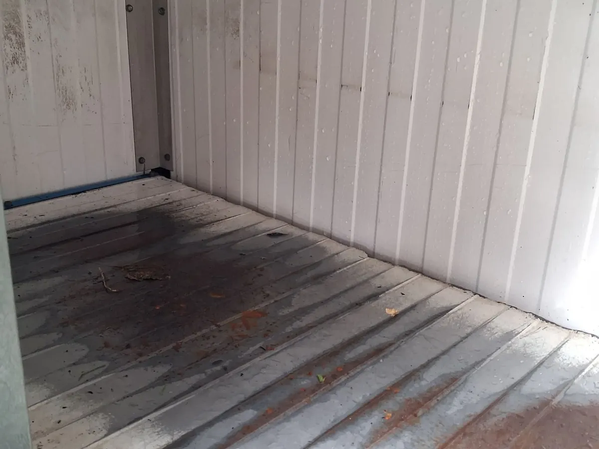 Dog Kennel - Image 4