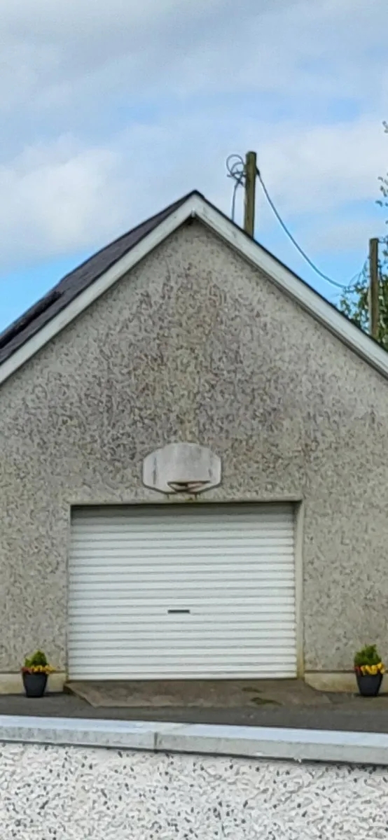 Roller door - Image 1