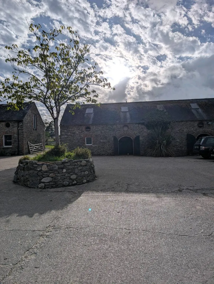 6 stables for rent - Image 1