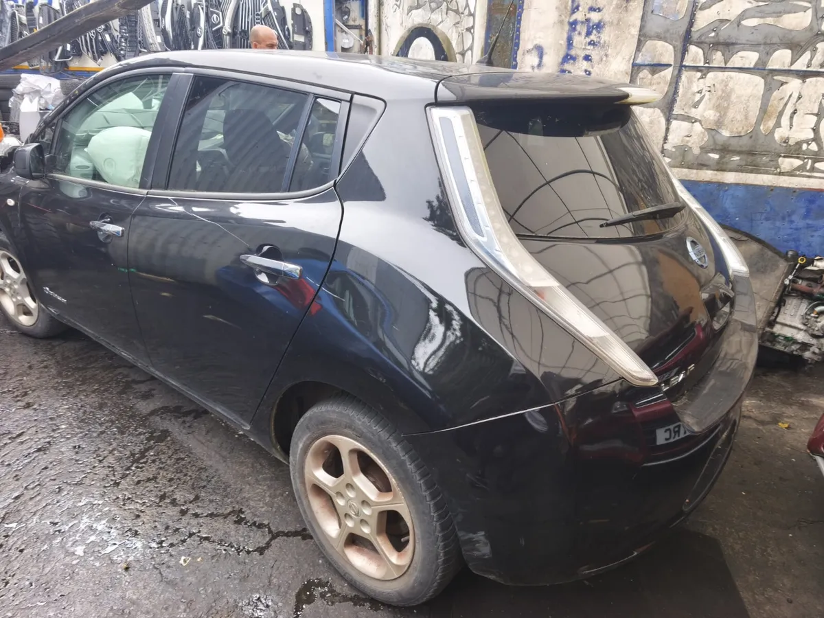 2016 NISSAN LEAF  EV SV FOR BREAKING! - Image 1