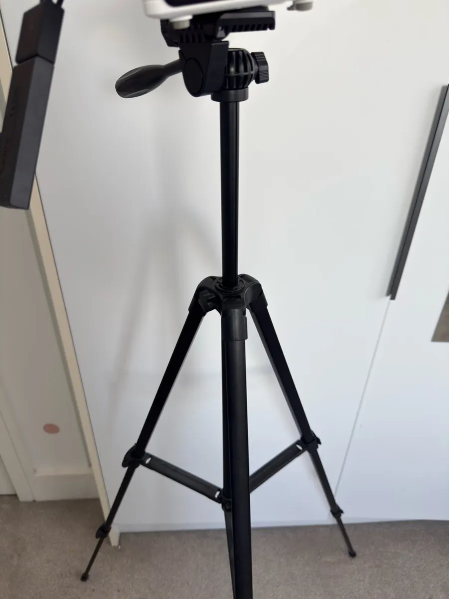 Projector with Amazon Fire Tv Stick and Tripod - Image 4