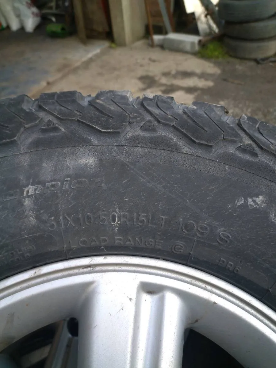 Toyota hilux 15inch alloys - Image 4