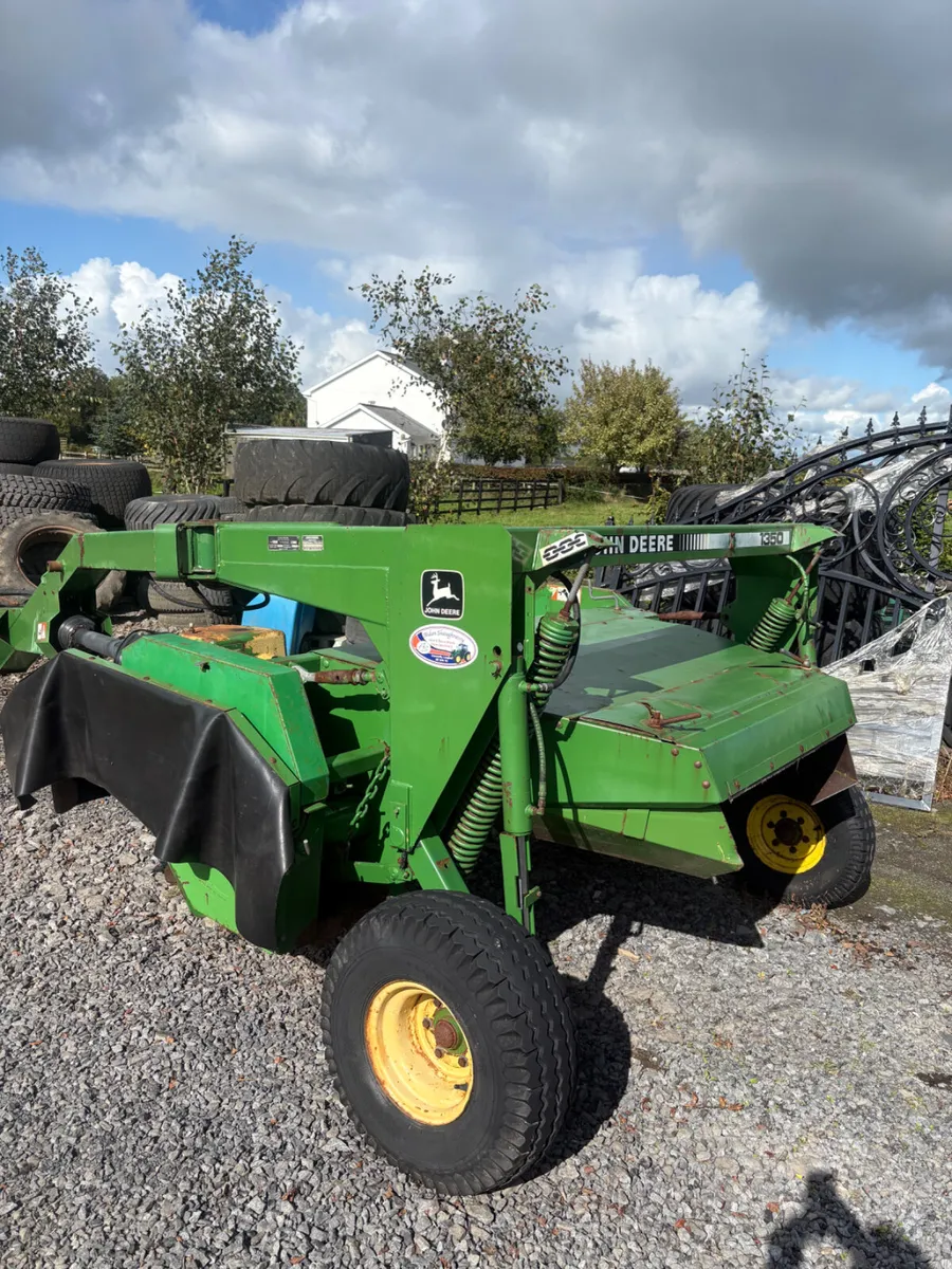 John Deere Conditioner Mower - Image 2