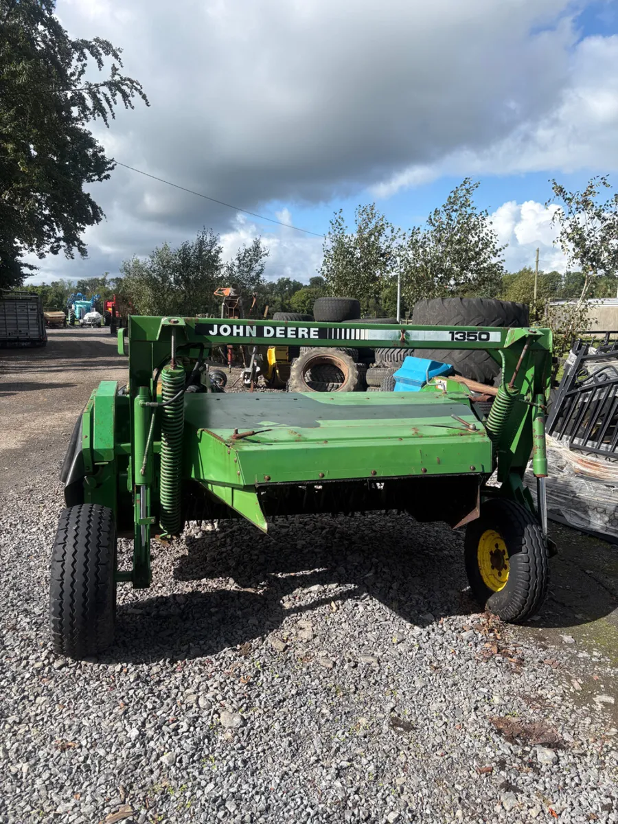 John Deere Conditioner Mower - Image 3