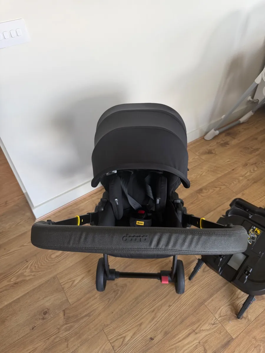 Doona X buggy  car seat - Image 4