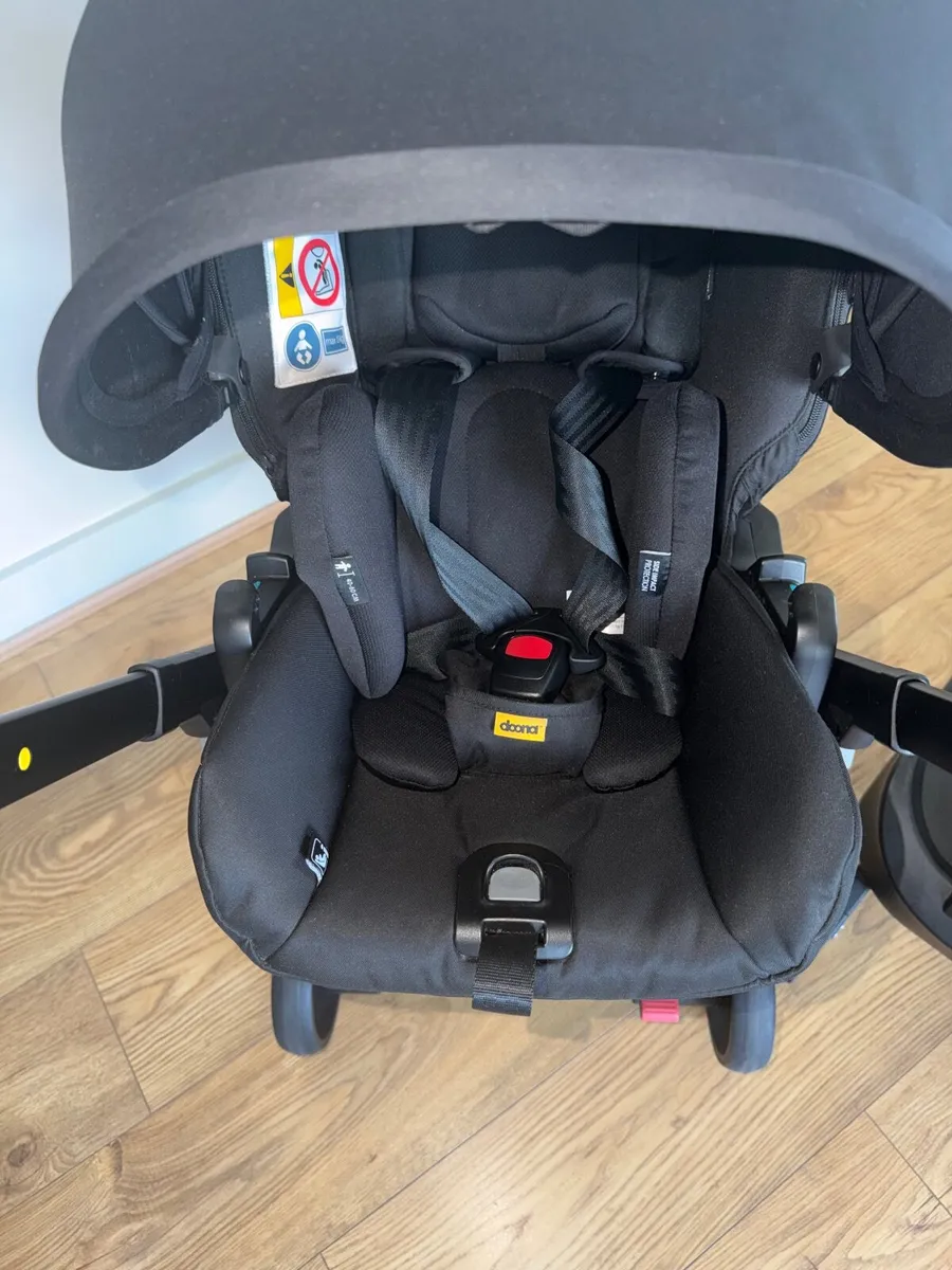 Doona X buggy  car seat - Image 2