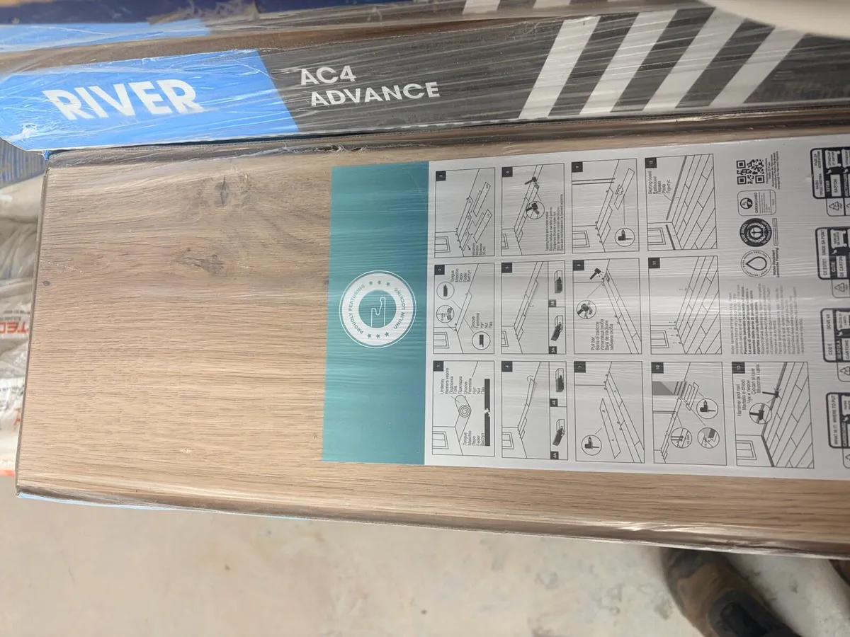 Oak flooring - Image 3