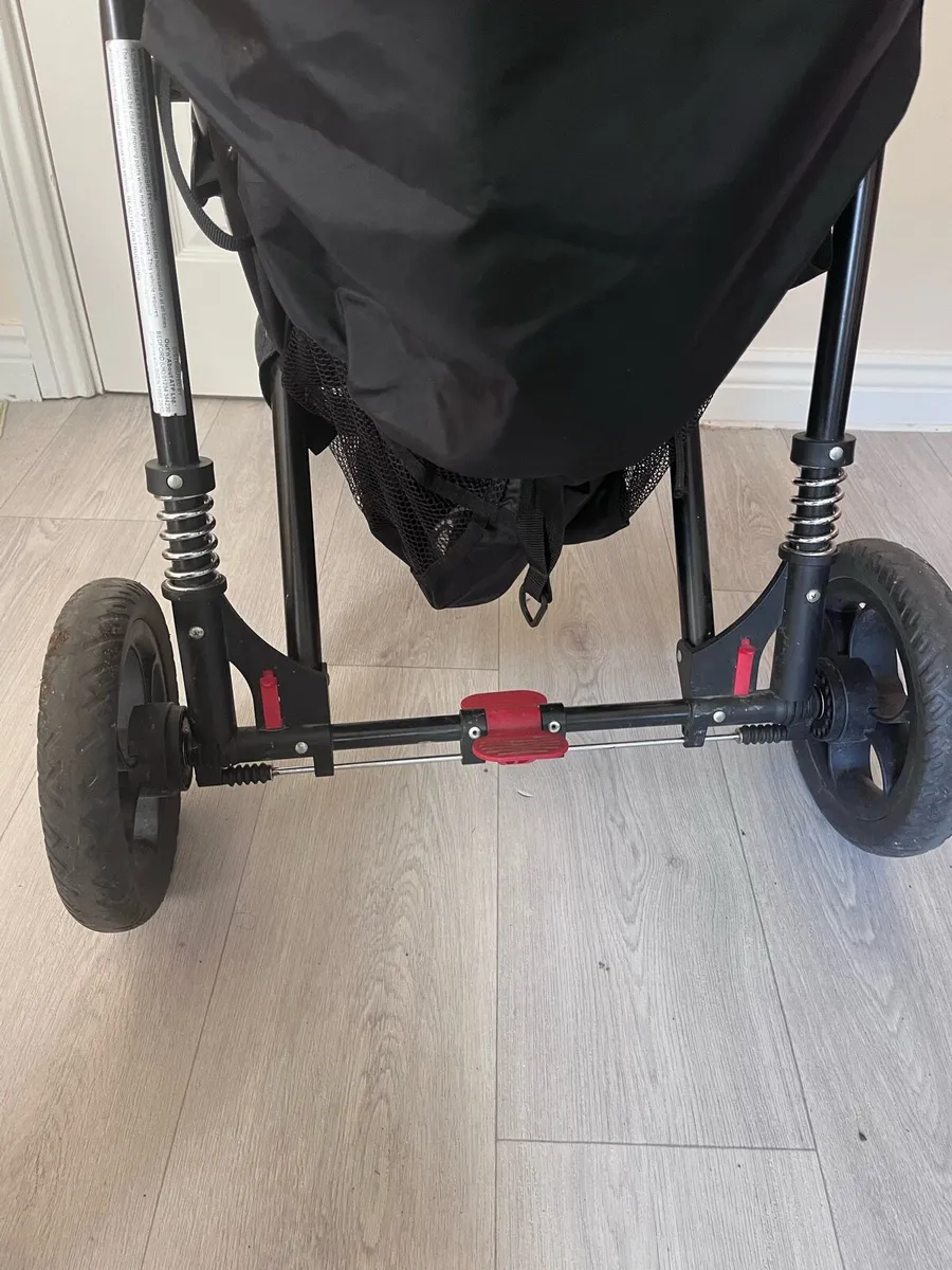 Out and About buggy- perfect - Image 4