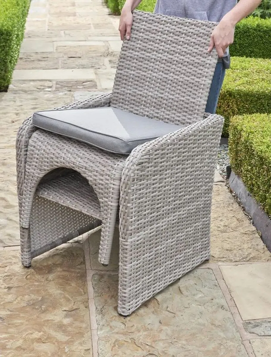 Grey Rattan 2-4 Seat Dining Set - Image 4