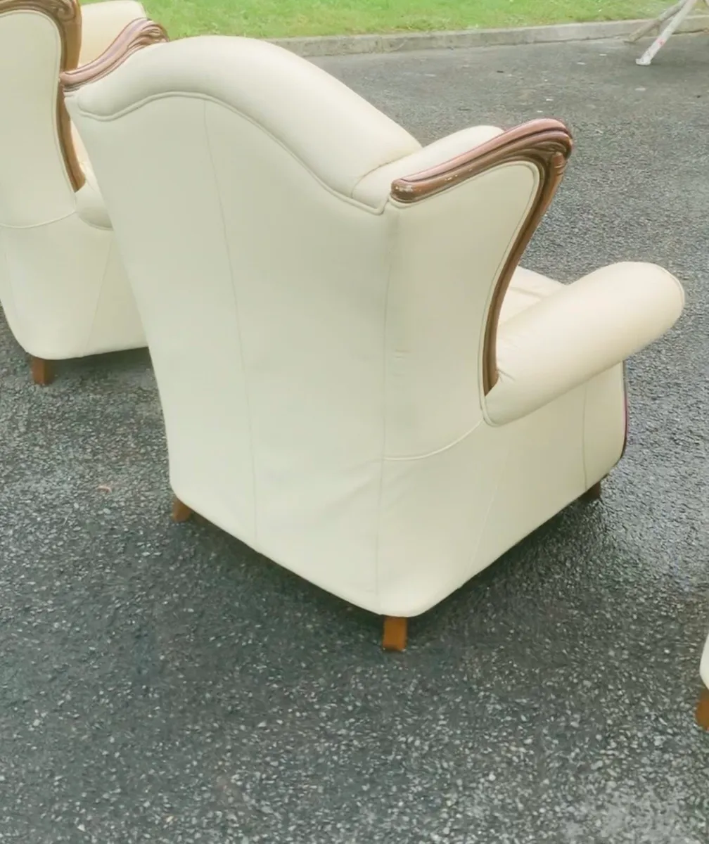 Sofa - Image 4