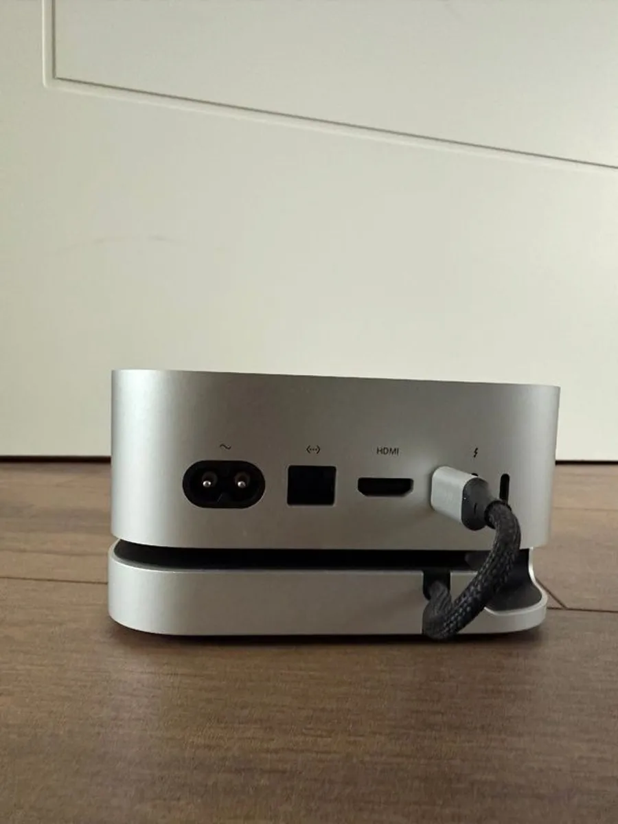 Apple Mac Mini M4 16 GB 256GB with Dock and 1TB - Image 2