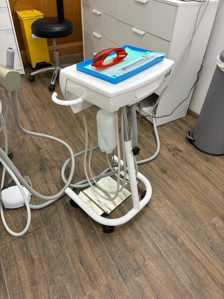 Dental Chair with cart - Image 4