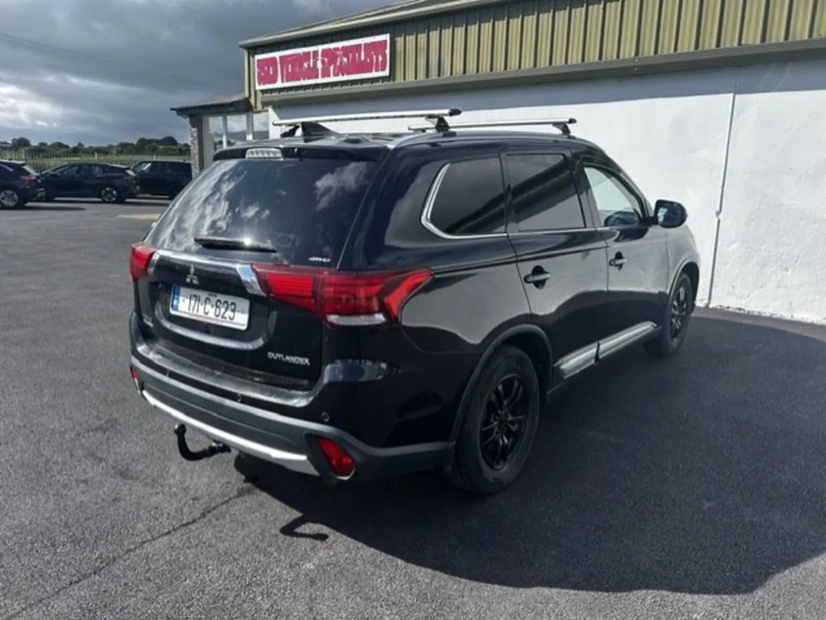 Mitsubishi Outlander 2017 - Image 3