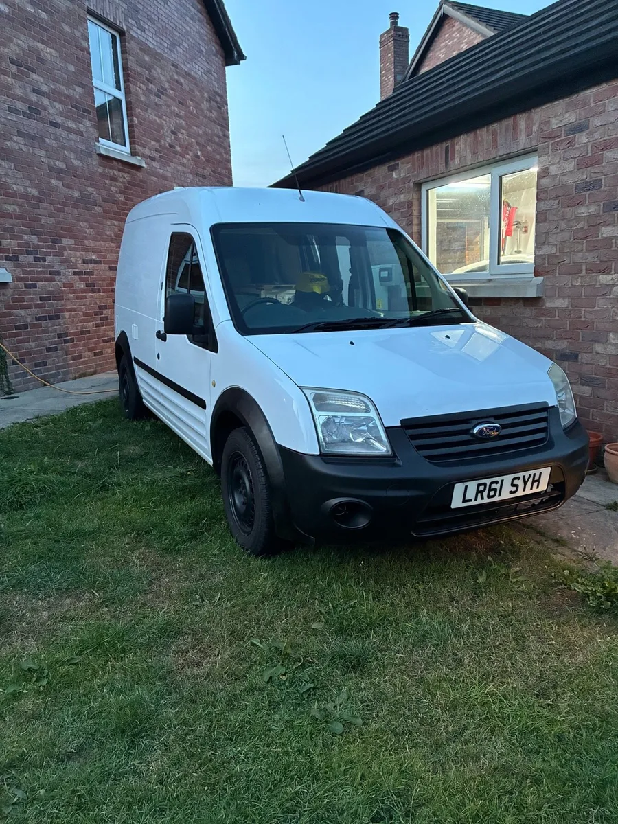 Transit Connect Microcamper - Image 1