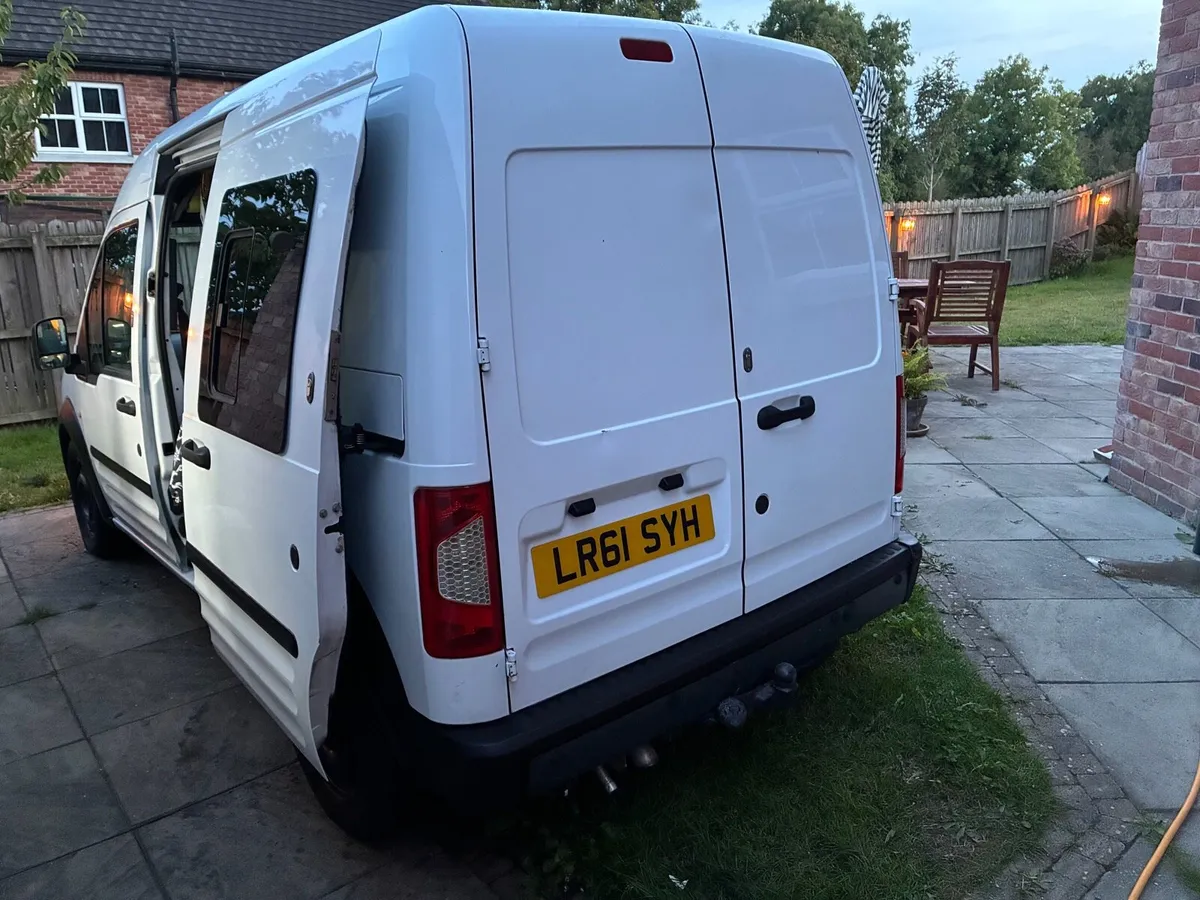 Transit Connect Microcamper - Image 2